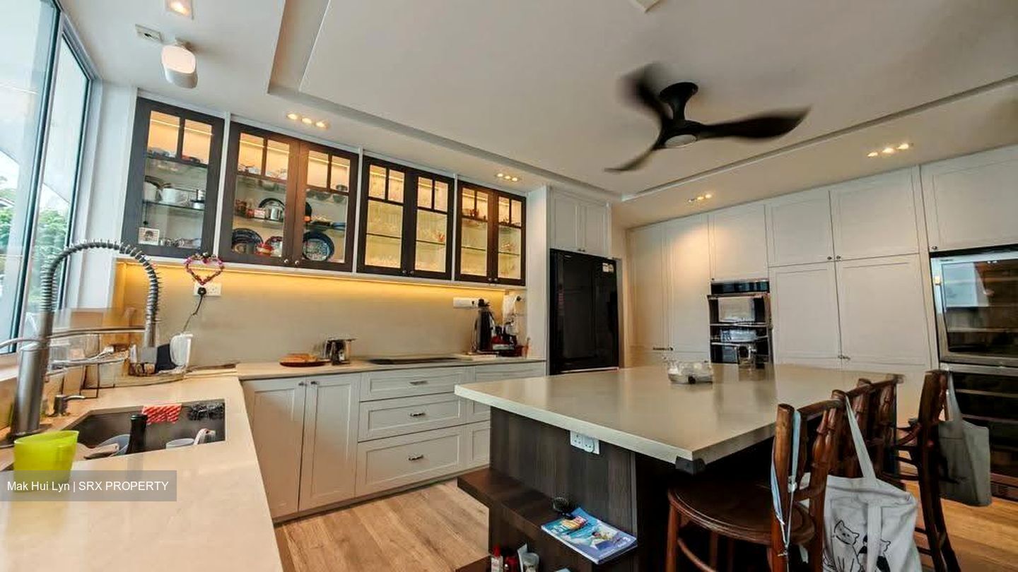 East Coast Road (D15), Terrace #610598021